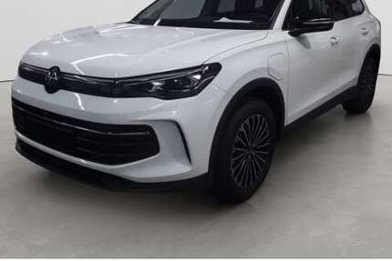VW Tiguan 26.983 km 39.390 &euro; Detmold 32756