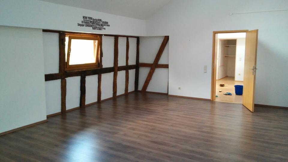 Etagenwohnung Paderborn Neuenbeken - 1 Zimmer, 65 m&sup2;, 450&euro; | Angebot:26405957