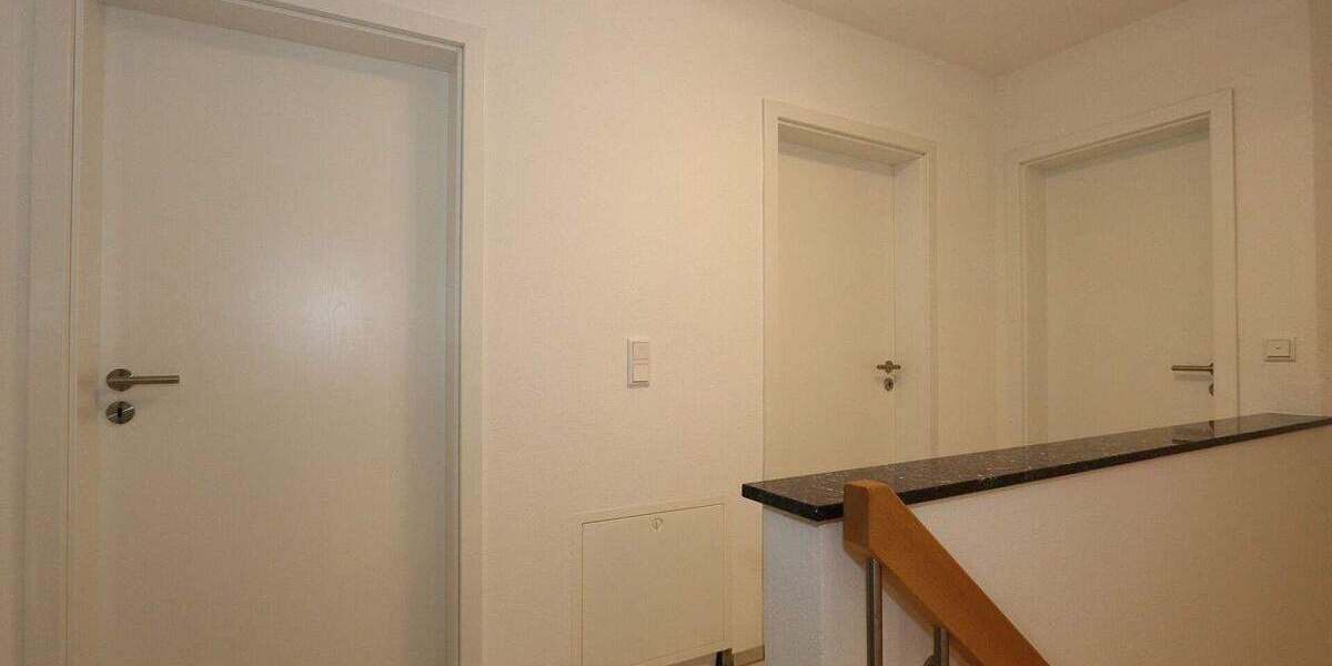Reihenmittelhaus Marsberg / Niedermarsberg Niedermarsberg - 4 Zimmer, 80 m&sup2;, 160.000&euro; | Angebot:25701939