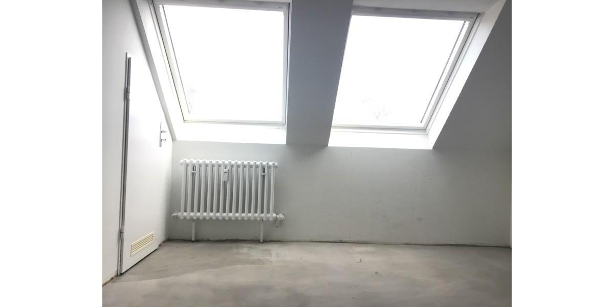 Dachgeschoßwohnung Bielefeld Sennestadt - 3 Zimmer, 71 m&sup2;, 389&euro; | Angebot:23061764