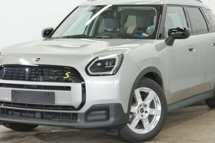 Mini Countryman SE (Cooper) 9.000 km 37.840 &euro; Paderborn 33100