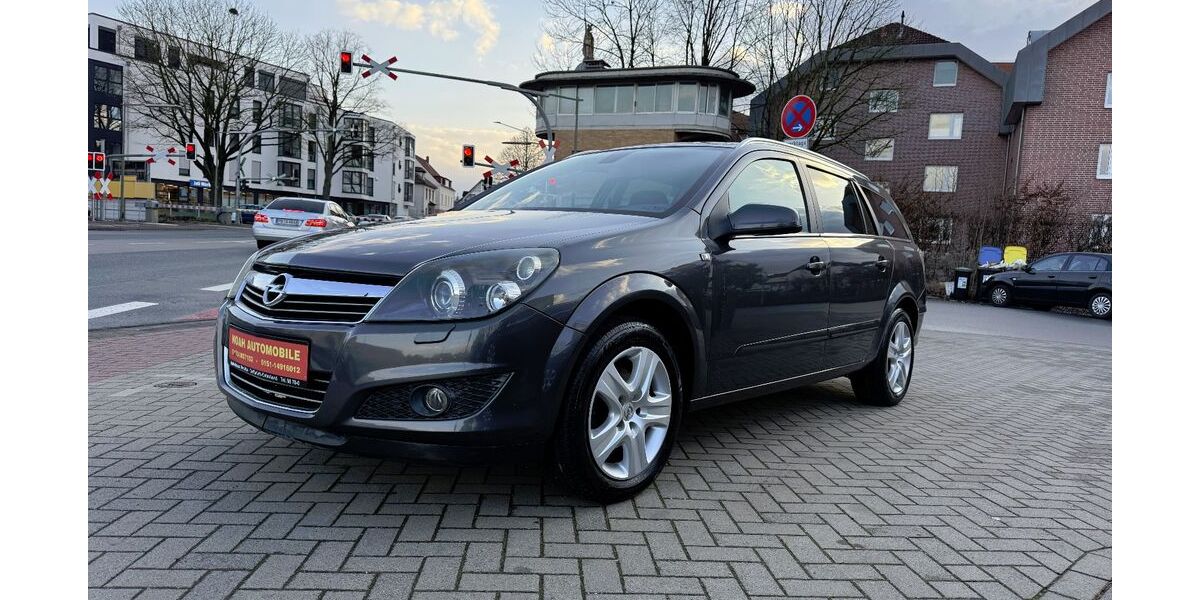 Opel Astra 137.000 km 3.499 &euro; Paderborn 33100