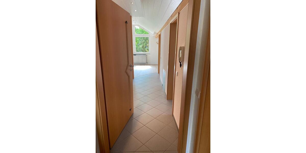 Dachgeschoßwohnung Willebadessen - 2 Zimmer, 58 m&sup2;, 430&euro; | Angebot:27626831