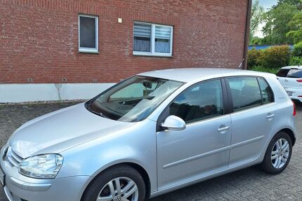 VW Golf 253.000 km 2.500 &euro; Detmold 32758