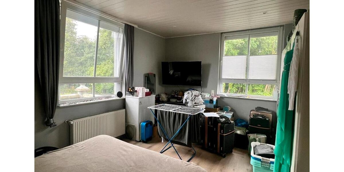 Etagenwohnung Detmold - 4 Zimmer, 129 m&sup2;, 1.100&euro; | Angebot:26386958