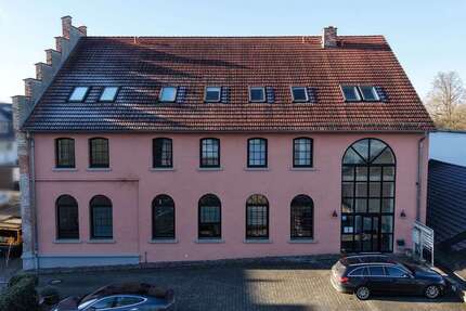 Büro in Oerlinghausen 700 € 108.77 m² zimmer