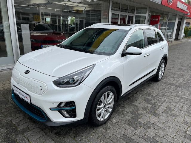Kia Niro 41.960 km 23.690 € Büren 33142