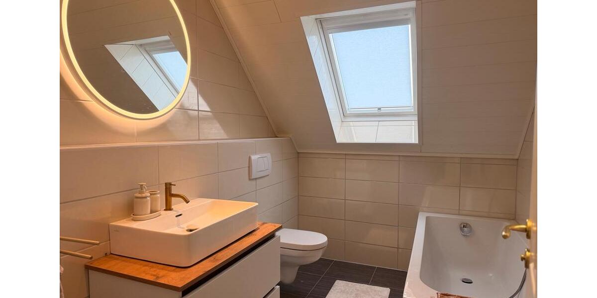 Einfamilienhaus Nieheim - 8 Zimmer, 190 m&sup2;, 420.000&euro; | Angebot:27537380