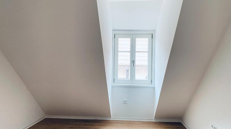 Dachgeschoßwohnung Paderborn - 2 Zimmer, 72 m&sup2;, 1.042&euro; | Angebot:26676319