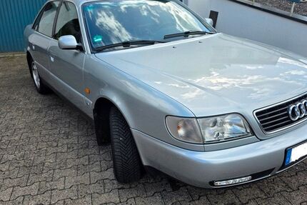 Audi A6 226.000 km 4.300 &euro; Paderborn 33100