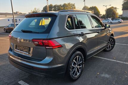 VW Tiguan 100.000 km 17.450 &euro; Salzkotten 33154