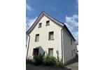 Einfamilienhaus Bad Driburg - 6 Zimmer, 165 m&sup2;, 180.000&euro; | Angebot:27426496