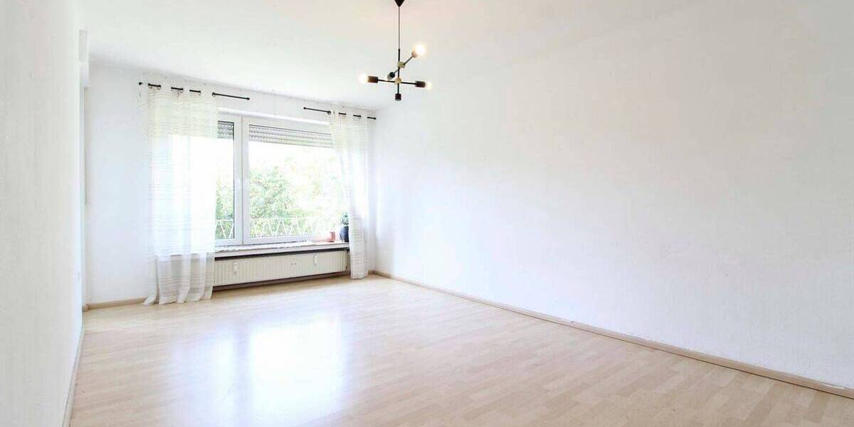 Etagenwohnung Detmold Innenstadt - 3 Zimmer, 69 m&sup2;, 125.000&euro; | Angebot:26514197