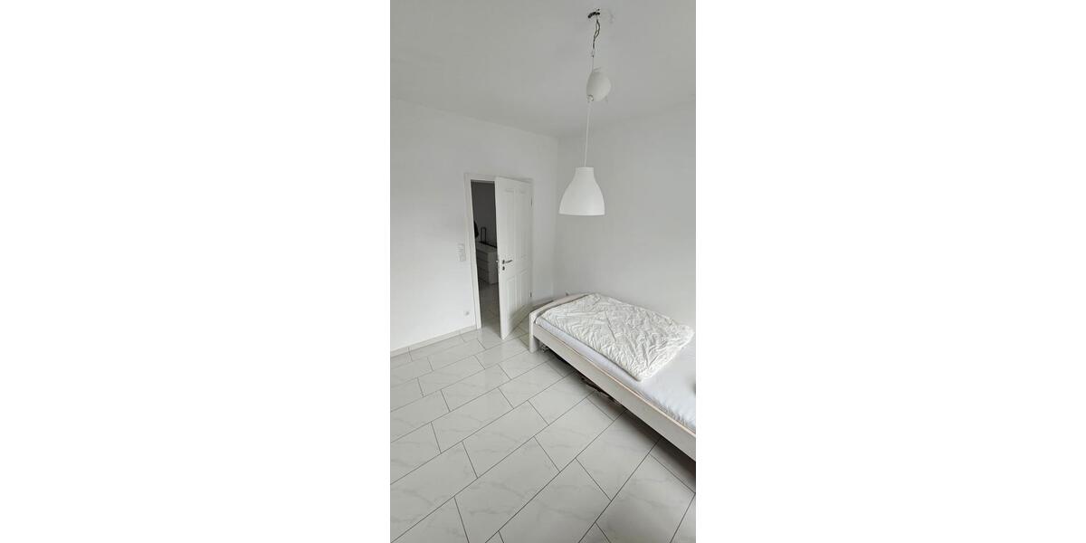 Etagenwohnung Paderborn Neuenbeken - 3 Zimmer, 92 m&sup2;, 1.100&euro; | Angebot:27623744