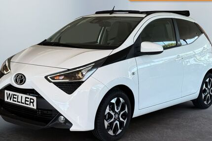 Toyota Aygo (X) 19.337 km 12.980 € Bielefeld 33609