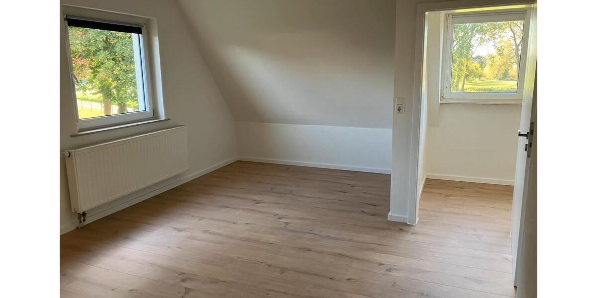 Einfamilienhaus Salzkotten - 4 Zimmer, 110 m&sup2;, 1.320&euro; | Angebot:27615019