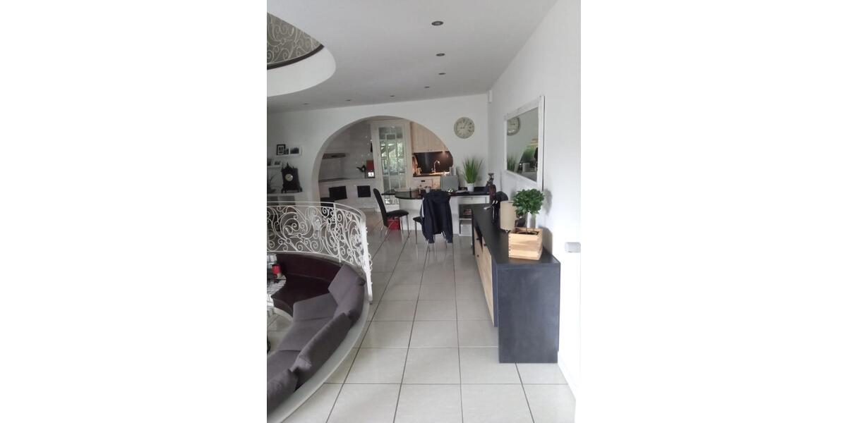 Etagenwohnung Verl - 2 Zimmer, 149 m&sup2;, 1.350&euro; | Angebot:25177776