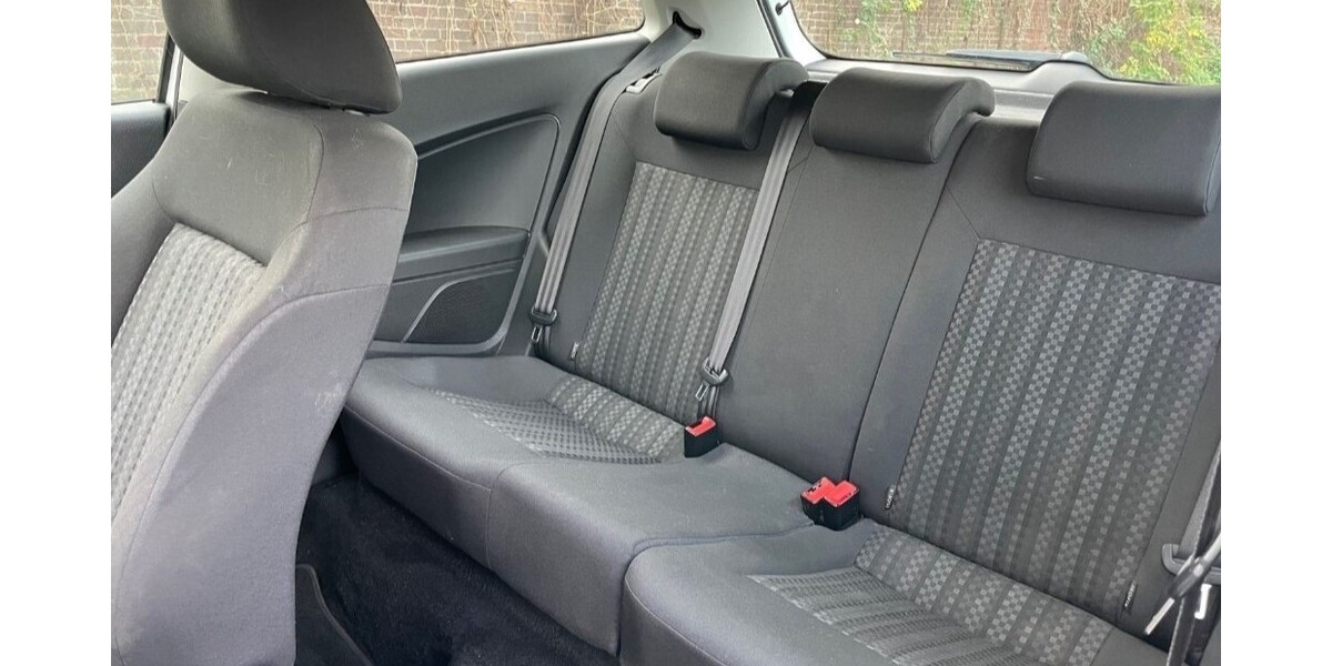 VW Polo 254.000 km 5.400 &euro; Bad Driburg 33014