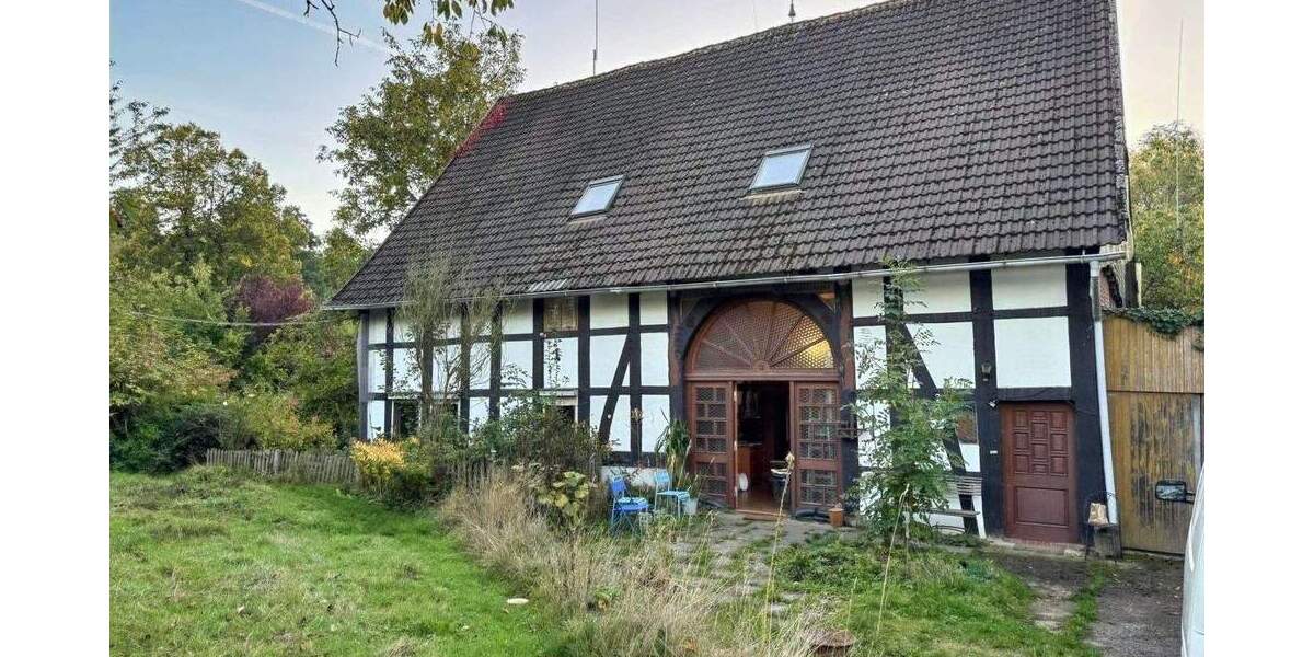 Fachwerkhaus mit zusätzlichem Werkstattgebäude in idyllischer-Naturlage... 8 zimmer