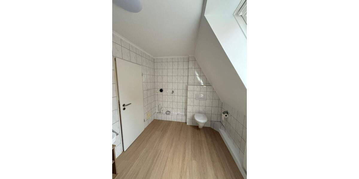 Etagenwohnung Paderborn Kernstadt - 3 Zimmer, 93 m&sup2;, 800&euro; | Angebot:26273826