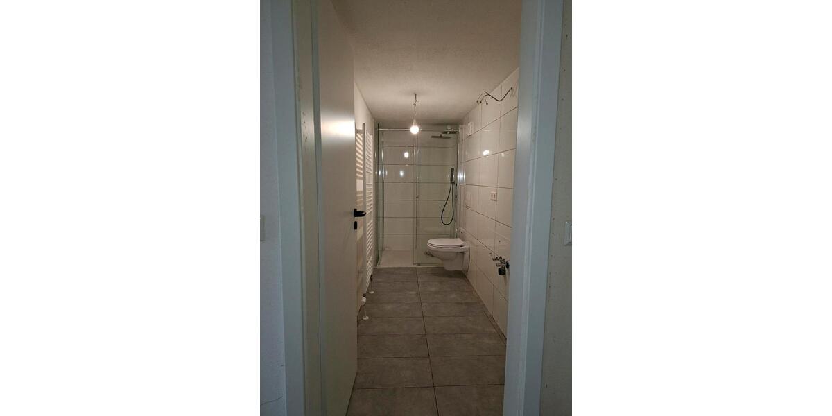 Bauernhaus, Landhaus Nieheim - 8 Zimmer, 200 m&sup2;, 140.000&euro; | Angebot:26534589