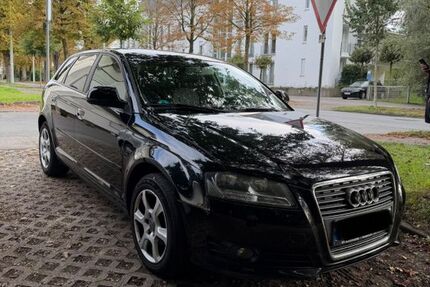 Audi A3 180.000 km 3.900 &euro; Paderborn 33102