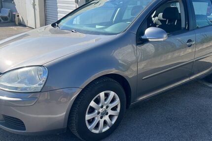 VW Golf 372.000 km 2.600 &euro; Lippstadt 59557