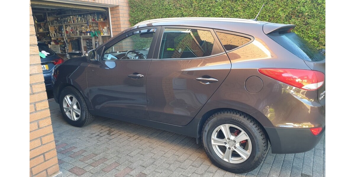 Hyundai IX35 109.000 km 9.000 € Bad Lippspringe 33175