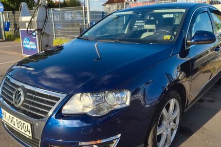 VW Passat 129.500 km 5.950 &euro; Bad Driburg 33014