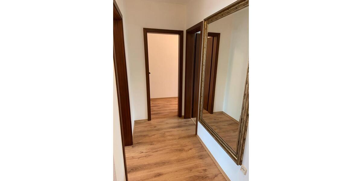 Etagenwohnung Bad Driburg - 2.5 Zimmer, 65 m&sup2;, 470&euro; | Angebot:27605556