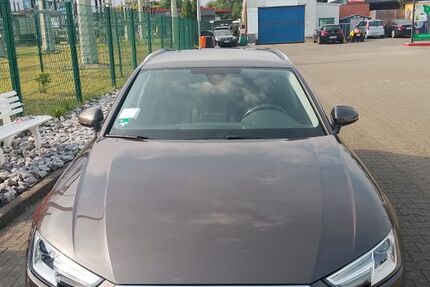 Audi A4 120.963 km 18.700 &euro; Paderborn 33104