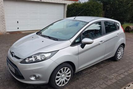 Ford Fiesta 71.000 km 3.999 &euro; Bad Lippspringe 33175