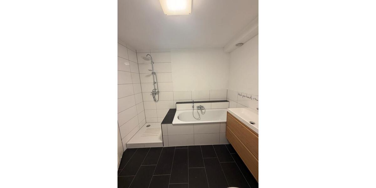 Terrassenwohnung Oerlinghausen - 3 Zimmer, 110 m&sup2;, 280.000&euro; | Angebot:26351310
