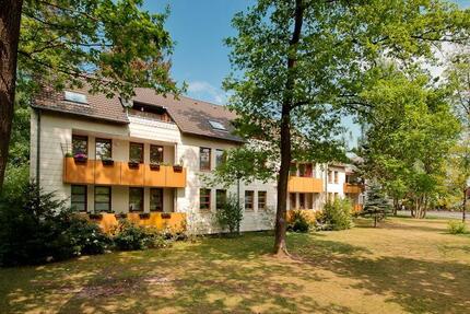 Großzügige 3-Zimmer-Wohnung mit Loggia (WBS). 3 zimmer