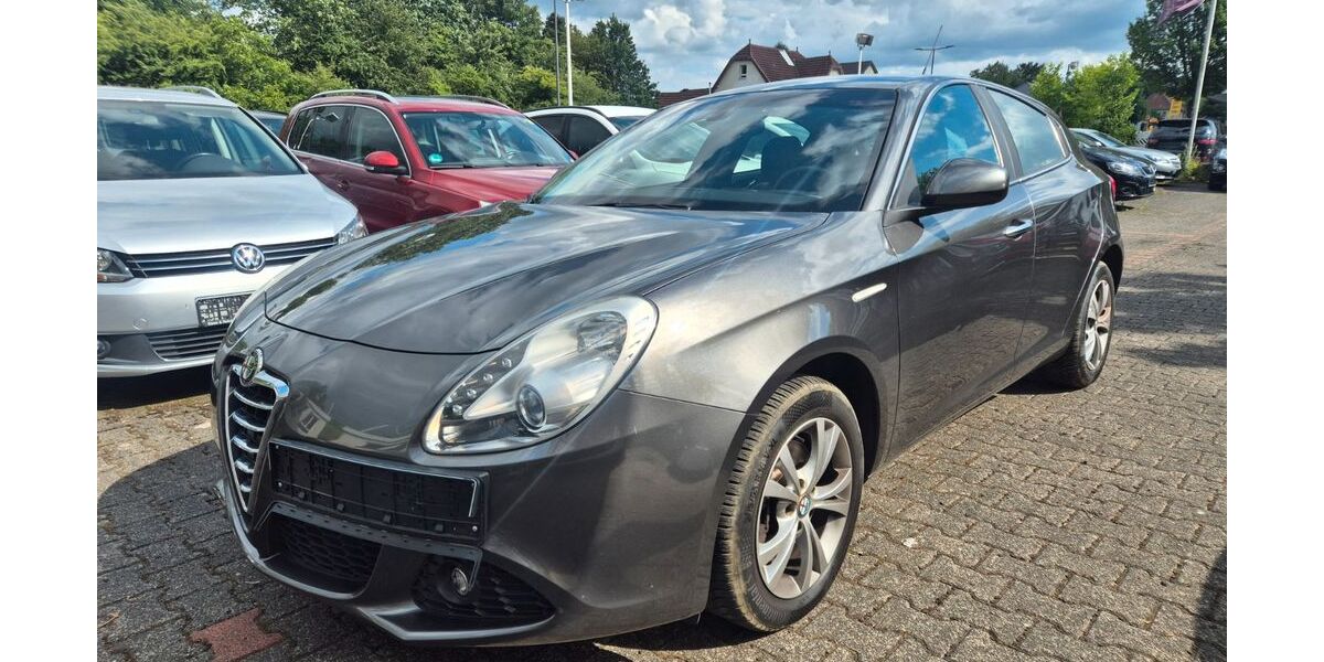Alfa Romeo Giulietta 138.000 km 5.999 &euro; Detmold 32756