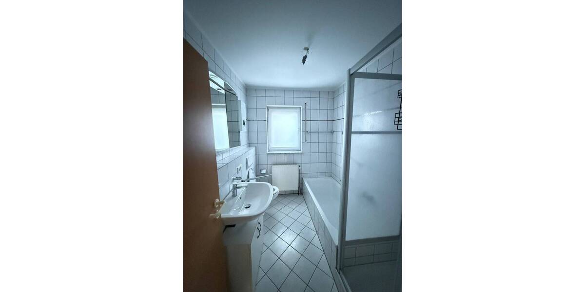 Etagenwohnung Borchen Kirchborchen - 2 Zimmer, 62 m&sup2;, 365&euro; | Angebot:26916744
