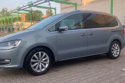 VW Sharan 197.500 km 10.500 &euro; Detmold 32758
