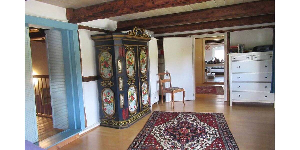 Mehrfamilienhaus, Wohnhaus Horn-Bad Meinberg Belle - 6 Zimmer, 232 m&sup2;, 195.000&euro; | Angebot:26724850