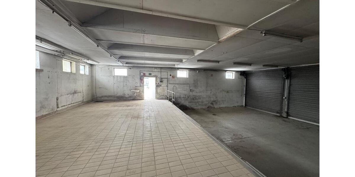 Gewerbeobjekt Marsberg - 1.200&euro; | Angebot:24848396