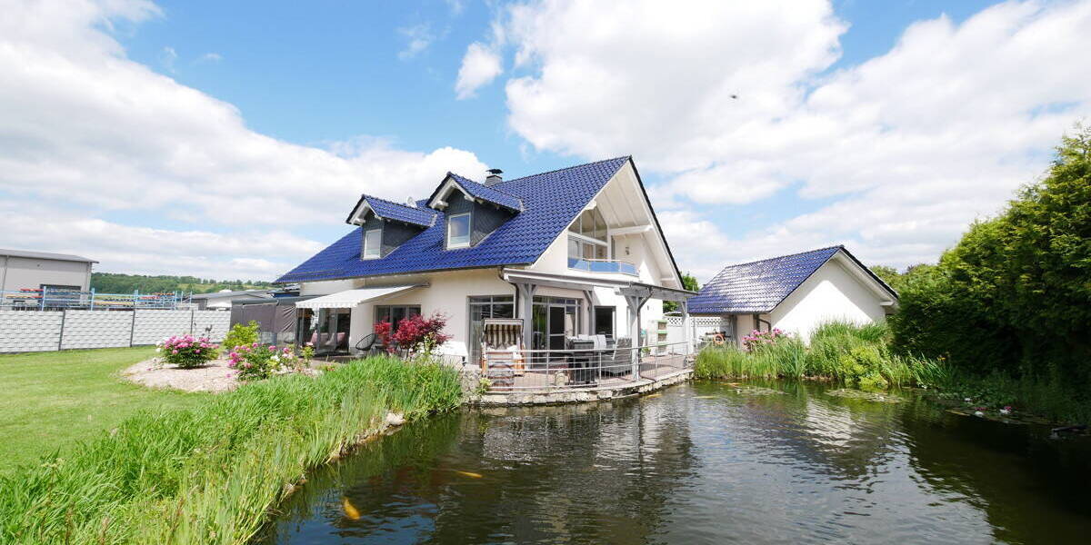 Einfamilienhaus Willebadessen - 6 Zimmer, 245 m&sup2;, 429.000&euro; | Angebot:25704095