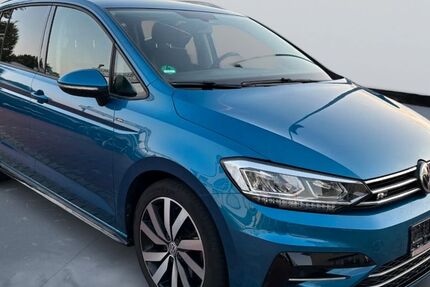 VW Touran 136.000 km 19.790 € Bielefeld 33609