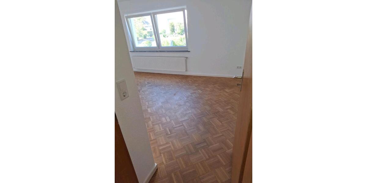 Etagenwohnung Detmold Hakedahl - 3 Zimmer, 62 m&sup2;, 746&euro; | Angebot:26405958