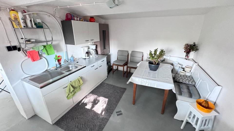 Einfamilienhaus Bad Driburg - 7 Zimmer, 172 m&sup2;, 280.000&euro; | Angebot:27426502