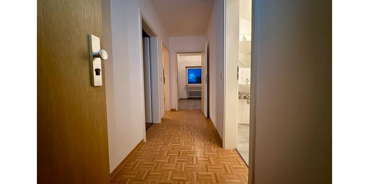 2 Zimmer DG Wohnung in ruhiger Lage von Marienloh 2 zimmer