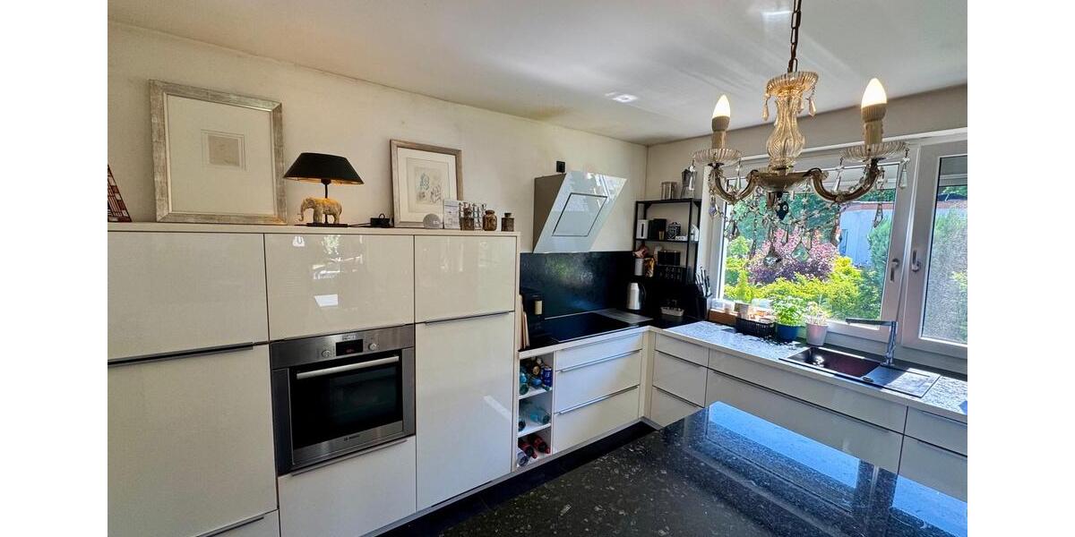Bungalow Detmold - 7 Zimmer, 240 m&sup2;, 549.000&euro; | Angebot:26851137