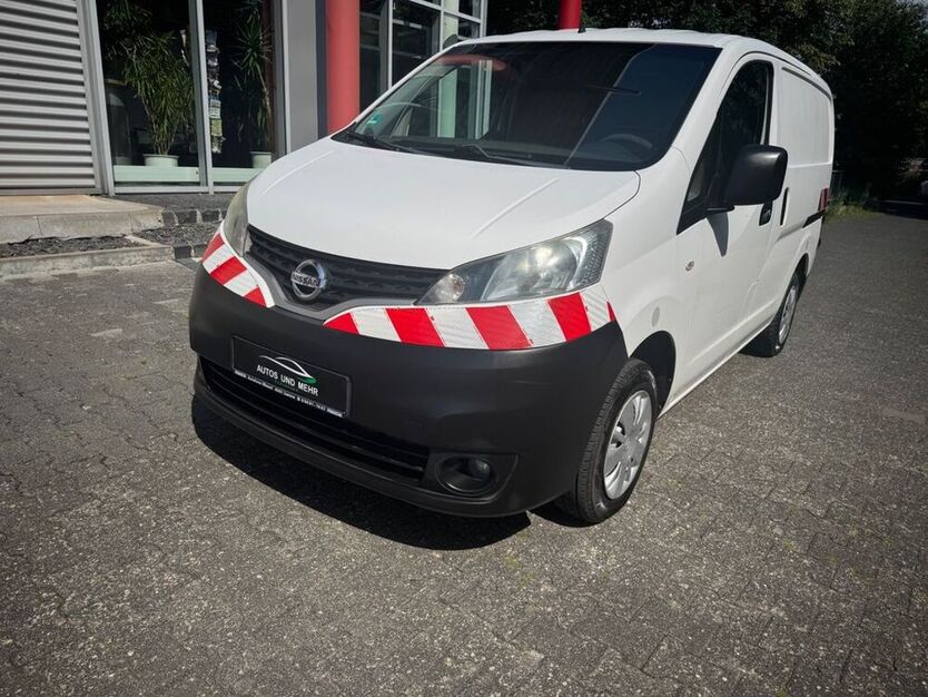 NV200
