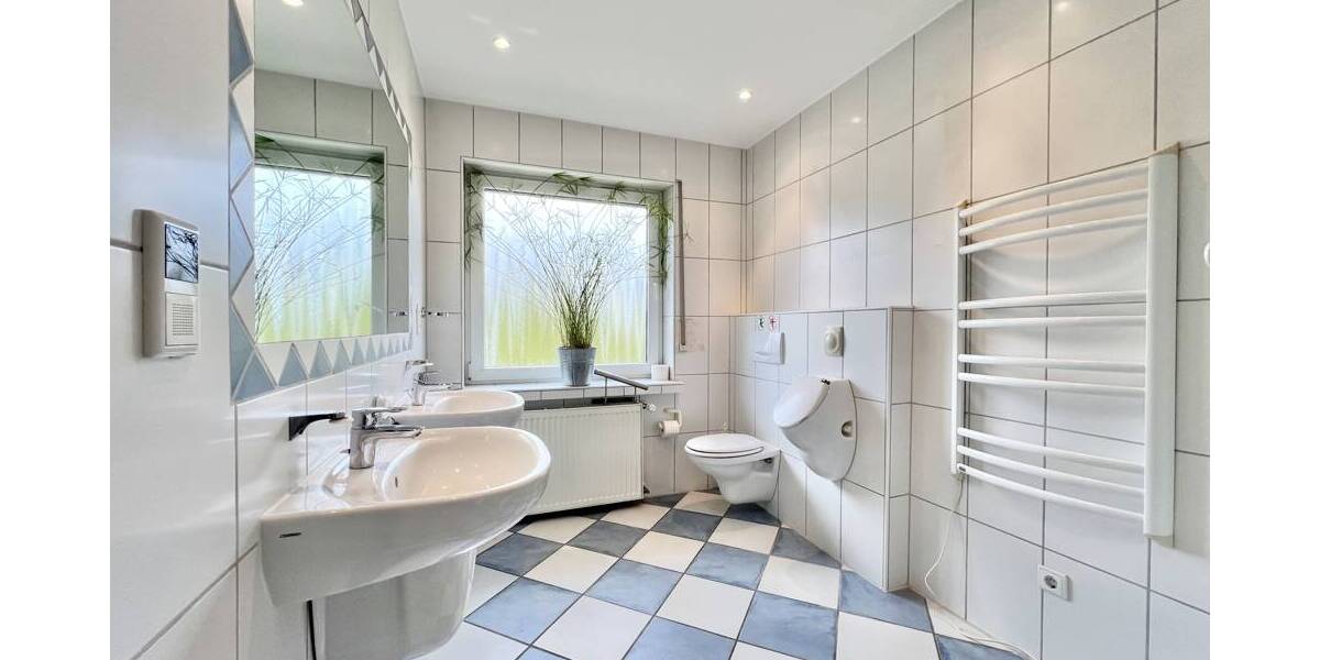 Einfamilienhaus Detmold Diestelbruch - 6 Zimmer, 219 m&sup2;, 525.000&euro; | Angebot:26081142