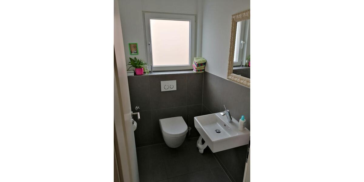 Erdgeschoßwohnung Paderborn - 4 Zimmer, 157 m&sup2;, 1.570&euro; | Angebot:26456136