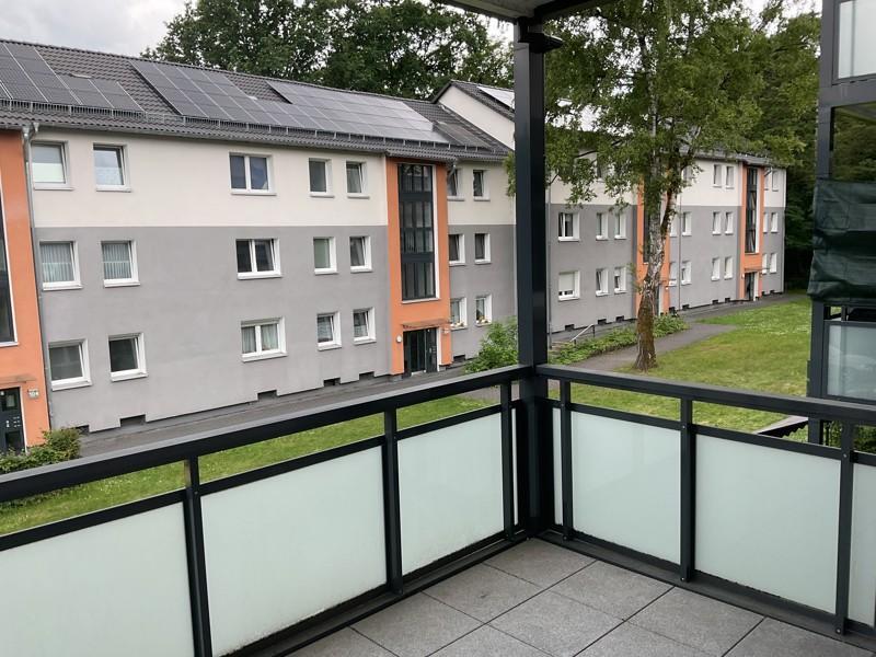 Modernisiert! 3-Zimmer Wohnung mit großzügigem Balkon