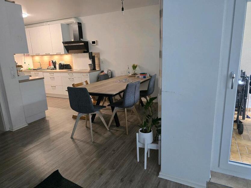 renovierte Erdgeschoßwohnung inkl. Tiefgaragenstellplatz